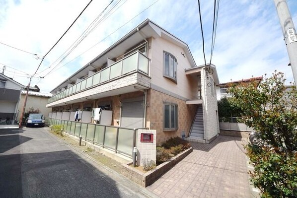 リリックコート長島の物件外観写真